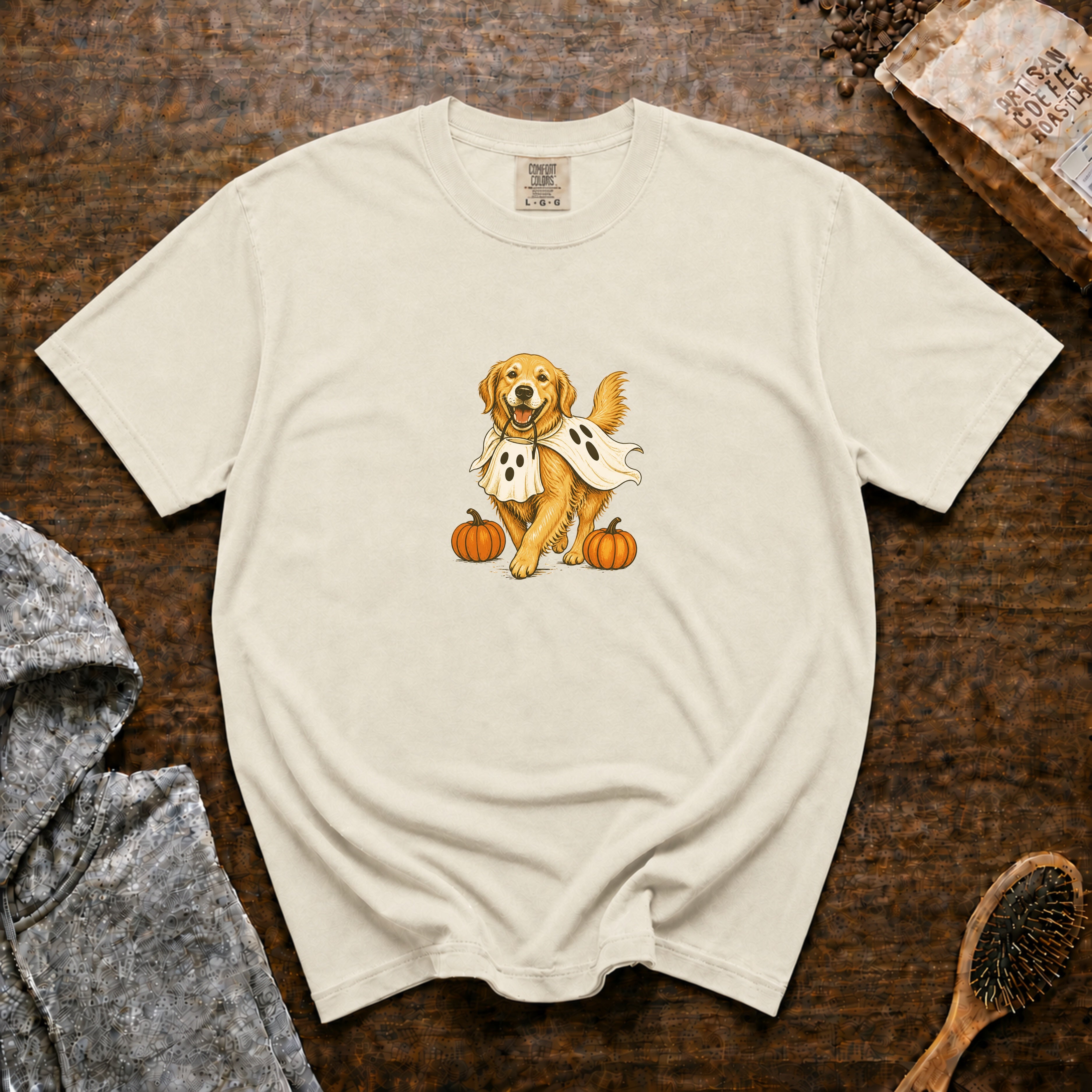 Golden Retriever Halloween T-Shirt — Ivory
