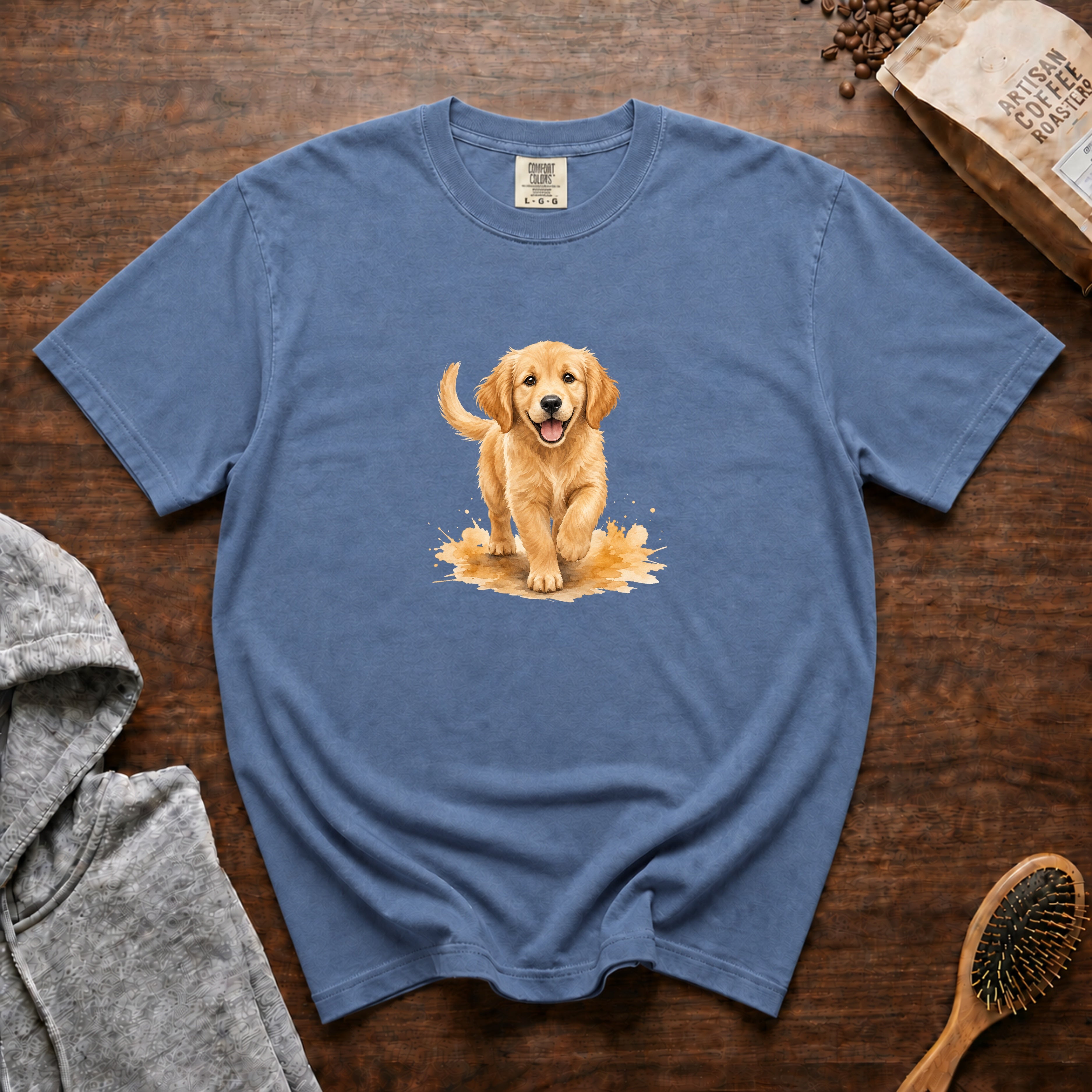 Golden Retriever Welcome T-Shirt — Blue Jean