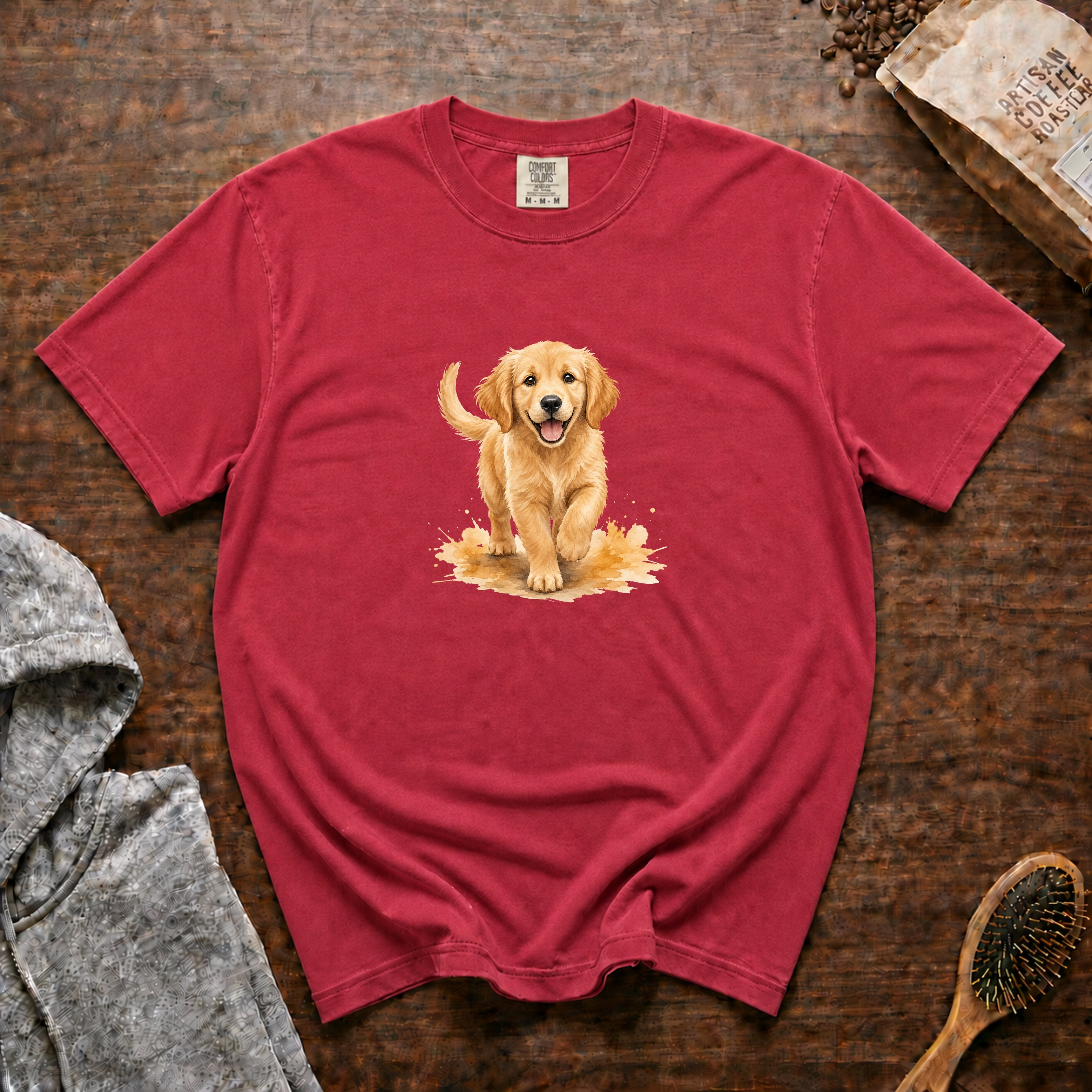 Golden Retriever Welcome T-Shirt — Crimson