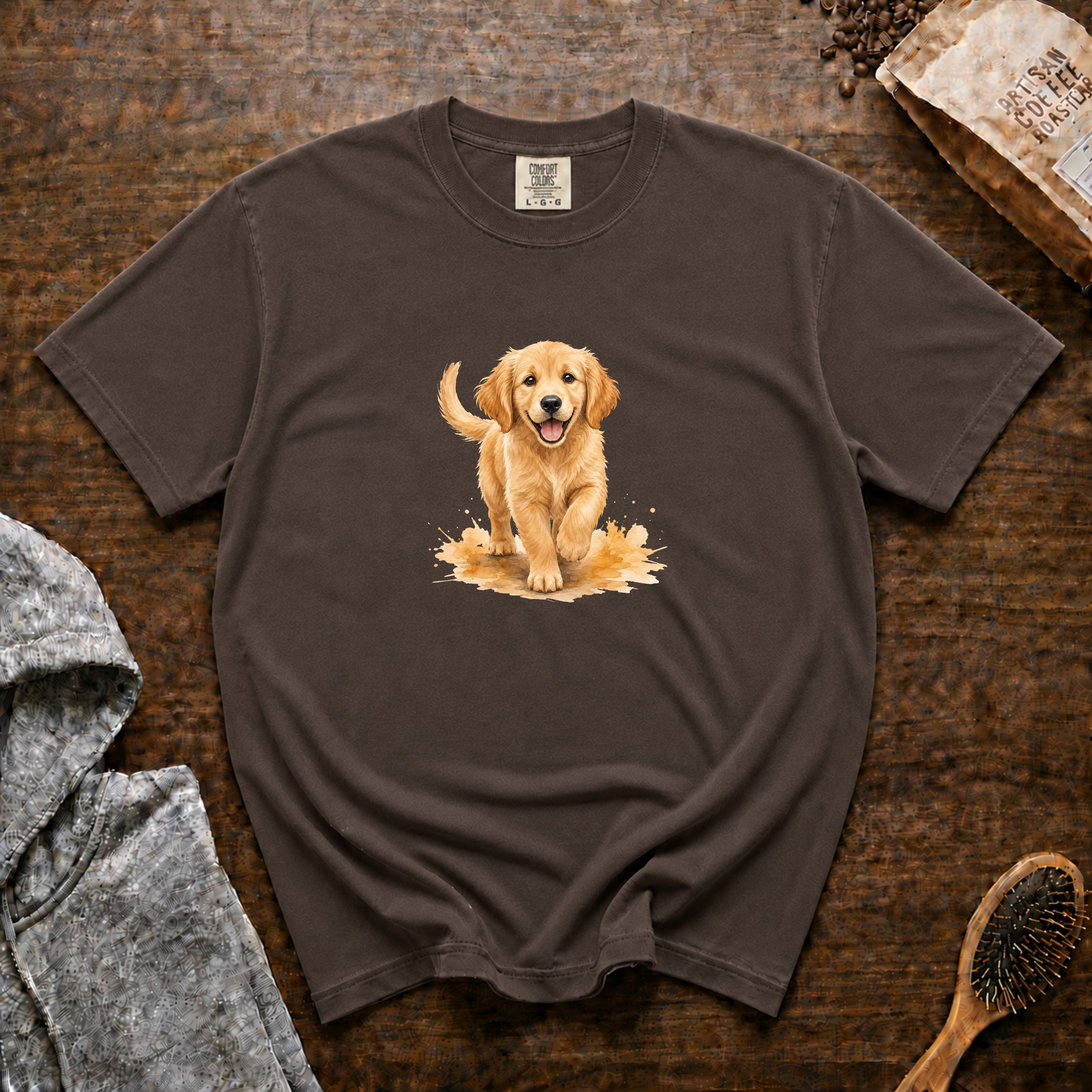 Golden Retriever Welcome T-Shirt — Espresso