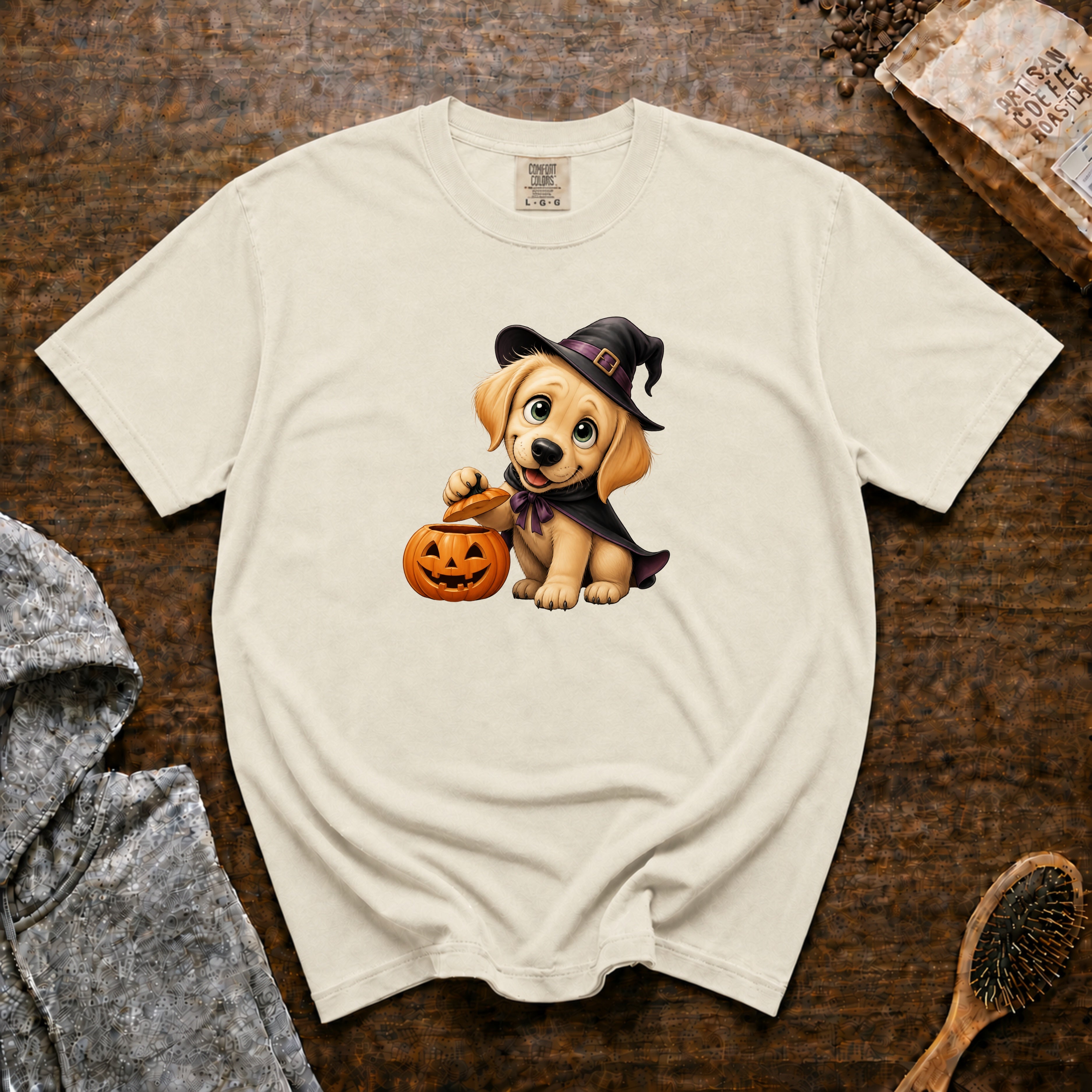 Halloween Labrador Retriever T-Shirt — Ivory