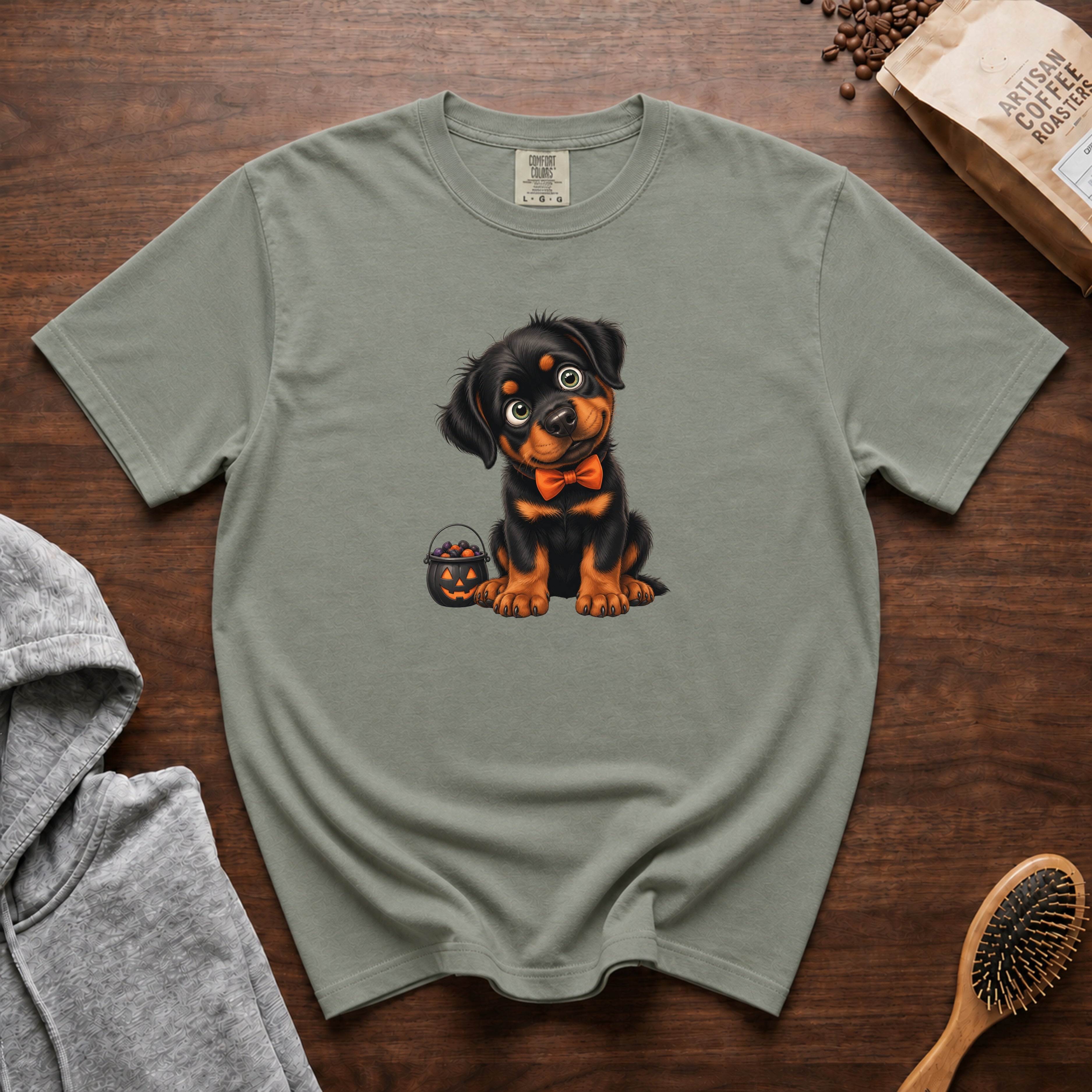 Halloween Rottweiler T-Shirt — Bay
